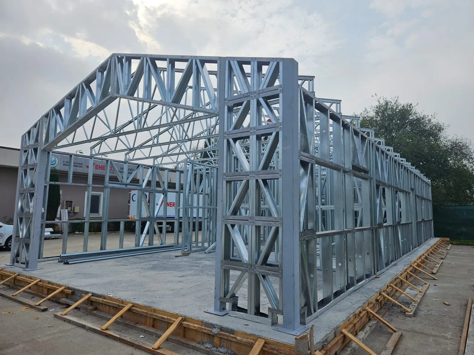 Galvanizli hafif çelik dış taşıyıcı iskelet